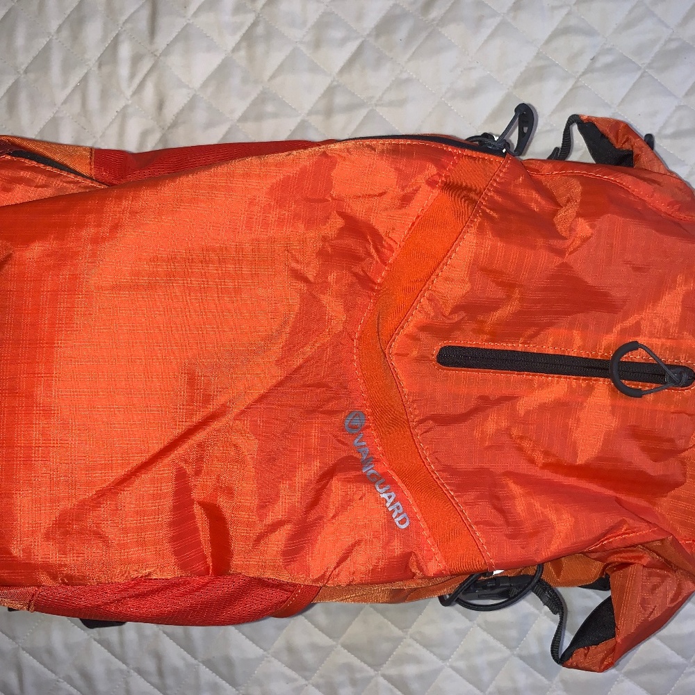 Vanguard Reno 45 DSLR Backpack (Orange)